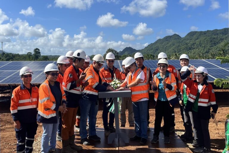 Powering a sustainable future. Greenstone President and General Manager Engr. Anthony B. Quijano and MGB Caraga Regional Director Engr. Francis Glenn Suante (Left & Right, respectively), together with key company officers, press the power button of the company’s solar farm during its ceremonial energization.