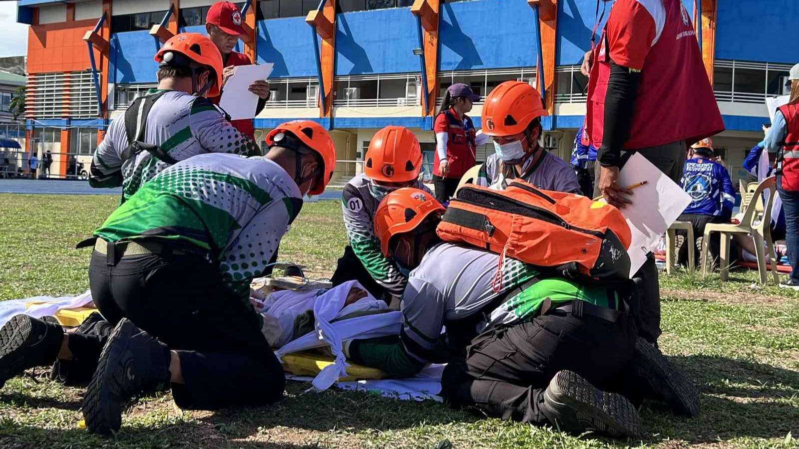 Greenstone’s ERT demonstrates speed and precision during the First Aid Competition.